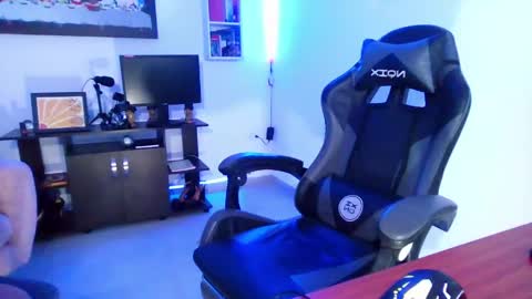 thiago_420 online show from May 16, 1:35 am