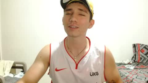 thiago_deseo69 online show from May 3, 1:33 am