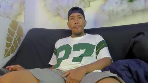 ThiagoBerry online show from March 9, 12:54 pm