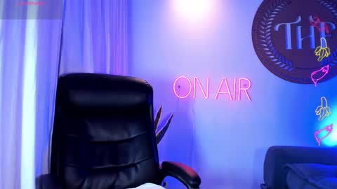 thiago online show from October 29, 11:16 pm