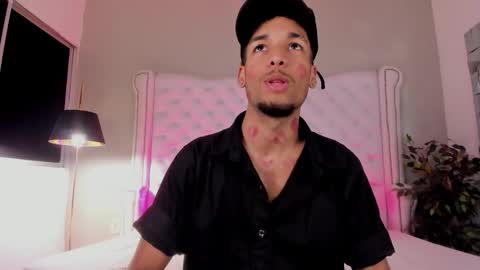 ThiagoFerreti online show from October 24, 9:48 pm