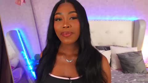 ThianaLopez online show from July 10, 10:14 pm