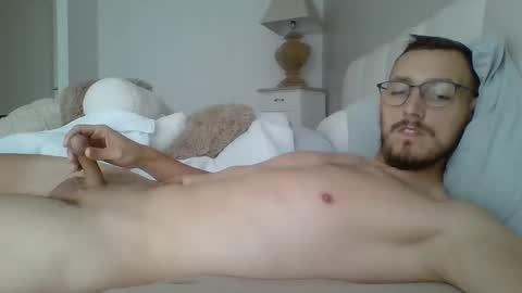 thib9223 online show from March 13, 1:36 pm