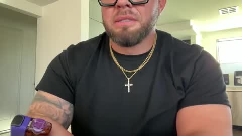 Snapshot of thiccbull12 chatting on September 12, 3:14 pm thiccbull12 online show from September 12, 3:14 pm