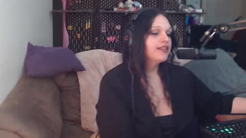 ThiccFemme online show from November 24, 6:01 am