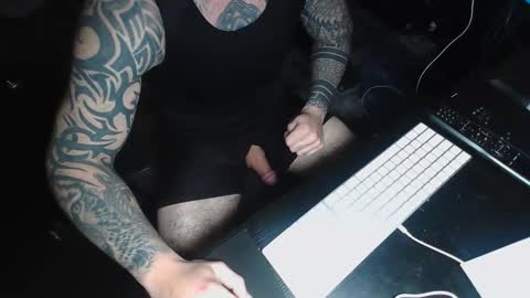 thicchogg online show from February 13, 1:53 am