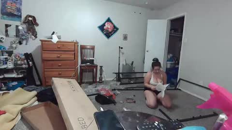 Snapshot of thiccxe chatting on January 9, 3:36 am GinWitDaJuice online show from January 9, 3:36 am