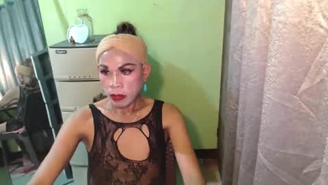 gil online show from December 2, 2:10 am