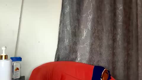 Call me Taliee online show from November 25, 9:41 am