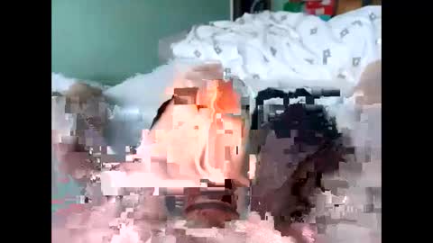 Snapshot of thickbrit52 chatting on February 15, 12:54 pm Rob uk online show from February 15, 12:54 pm