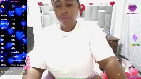 Snapshot of thickebonymilf chatting on September 30, 6:24 am XIOMARA online show from September 30, 6:24 am