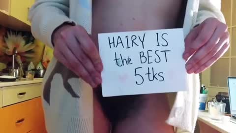 Snapshot of thickforest chatting on January 31, 9:37 am MilkyChoco online show from January 31, 9:37 am