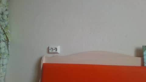 Snapshot of thickforest chatting on February 27, 5:40 am MilkyChoco online show from February 27, 5:40 am