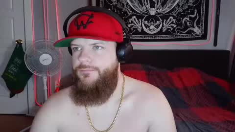 ThickHandsomeMan online show from December 31, 12:25 pm