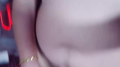 ThickHandsomeMan online show from December 24, 3:38 am