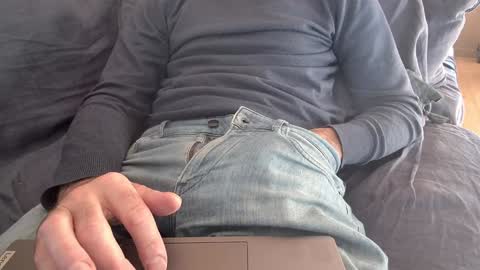 Thickru online show from February 6, 1:54 pm