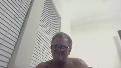 thicksweetcum online show from September 10, 10:49 am