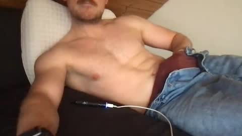 thierrinho8148 online show from May 18, 10:32 am
