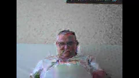 Snapshot of thierrysymp chatting on October 12, 9:35 am Thierrysymp online show from October 12, 9:35 am