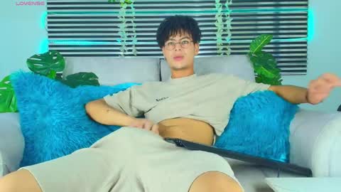 Thiago Saenzz online show from April 27, 5:32 pm