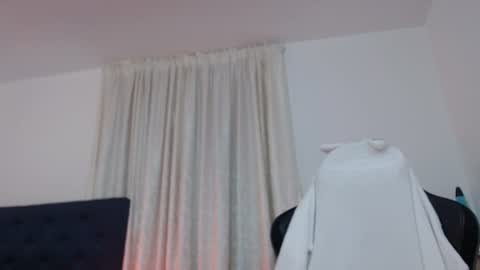 sara online show from July 13, 3:32 am