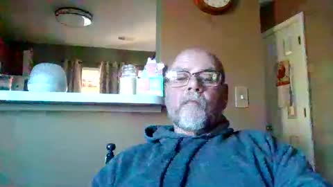 thisguy374 online show from December 14, 8:59 pm