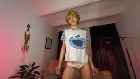 Damiano online show from June 25, 8:36 pm