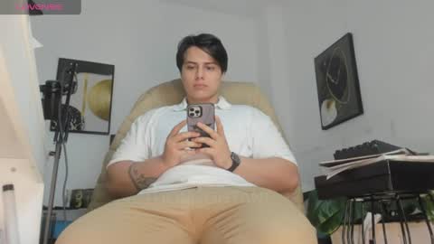 thom_ohtani online show from July 2, 3:44 am
