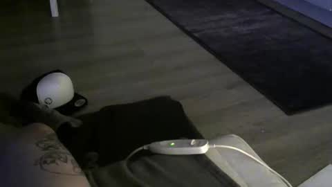 thomabia666 online show from May 25, 2:28 am