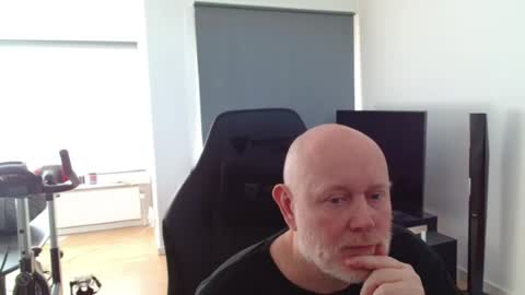 thomas806035 online show from July 5, 4:14 pm