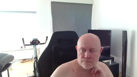 thomas806035 online show from July 29, 5:24 pm