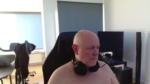 thomas806035 online show from July 10, 7:18 pm