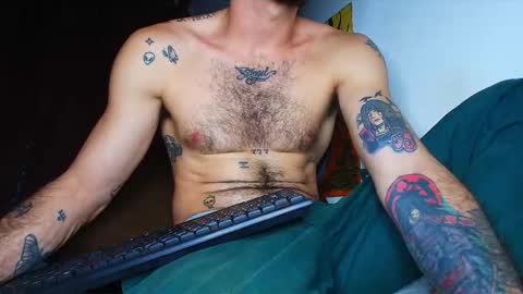 thomas_ks11 online show from February 3, 3:04 am
