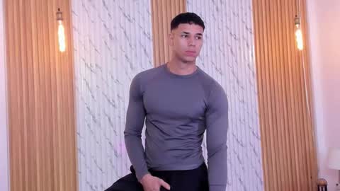 Thomas online show from November 12, 1:13 pm