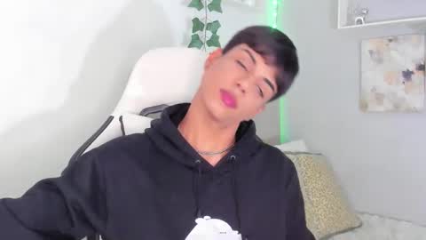 Thomas online show from October 26, 7:53 am