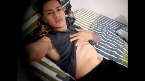 thomascooper_ online show from February 1, 4:53 am