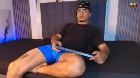 thomass_conor online show from July 30, 10:49 am