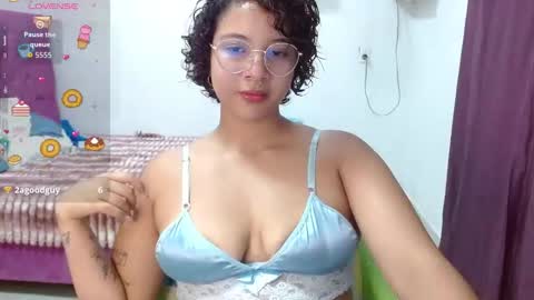 thompson ari online show from January 16, 4:43 am