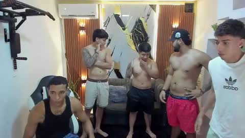thomson_hot01 online show from April 25, 5:20 am