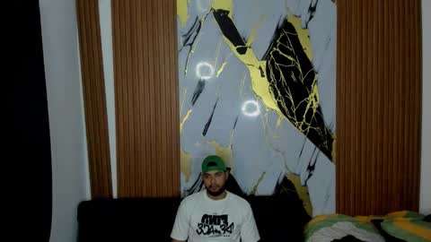 thomson_hot01 online show from December 16, 5:14 am