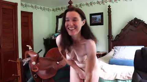 ThornburyRose online show from July 25, 6:39 pm
