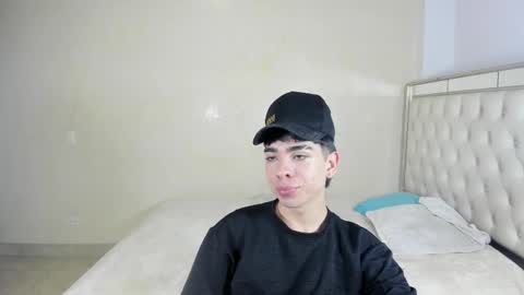 thyler online show from November 23, 2:53 am