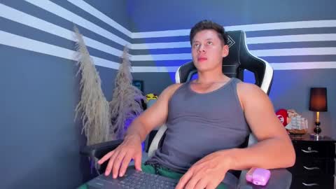 santiago online show from March 5, 12:59 am