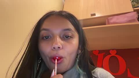 Tiana Le online show from May 17, 7:56 pm