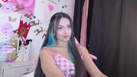 Snapshot of tianale chatting on January 21, 1:39 am Tiana Le online show from January 21, 1:39 am