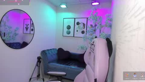 Tiara  online show from June 14, 3:19 am