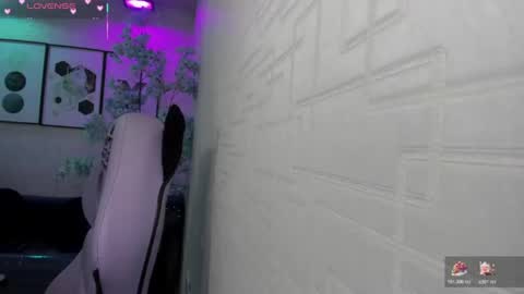 Tiara  online show from June 16, 3:32 am