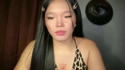Ms. Tiara online show from May 2, 12:38 am