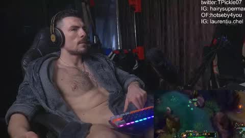 tickle_my_pickle07 online show from February 10, 9:36 am