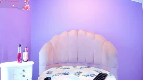 Tifani brown online show from March 11, 2:09 pm